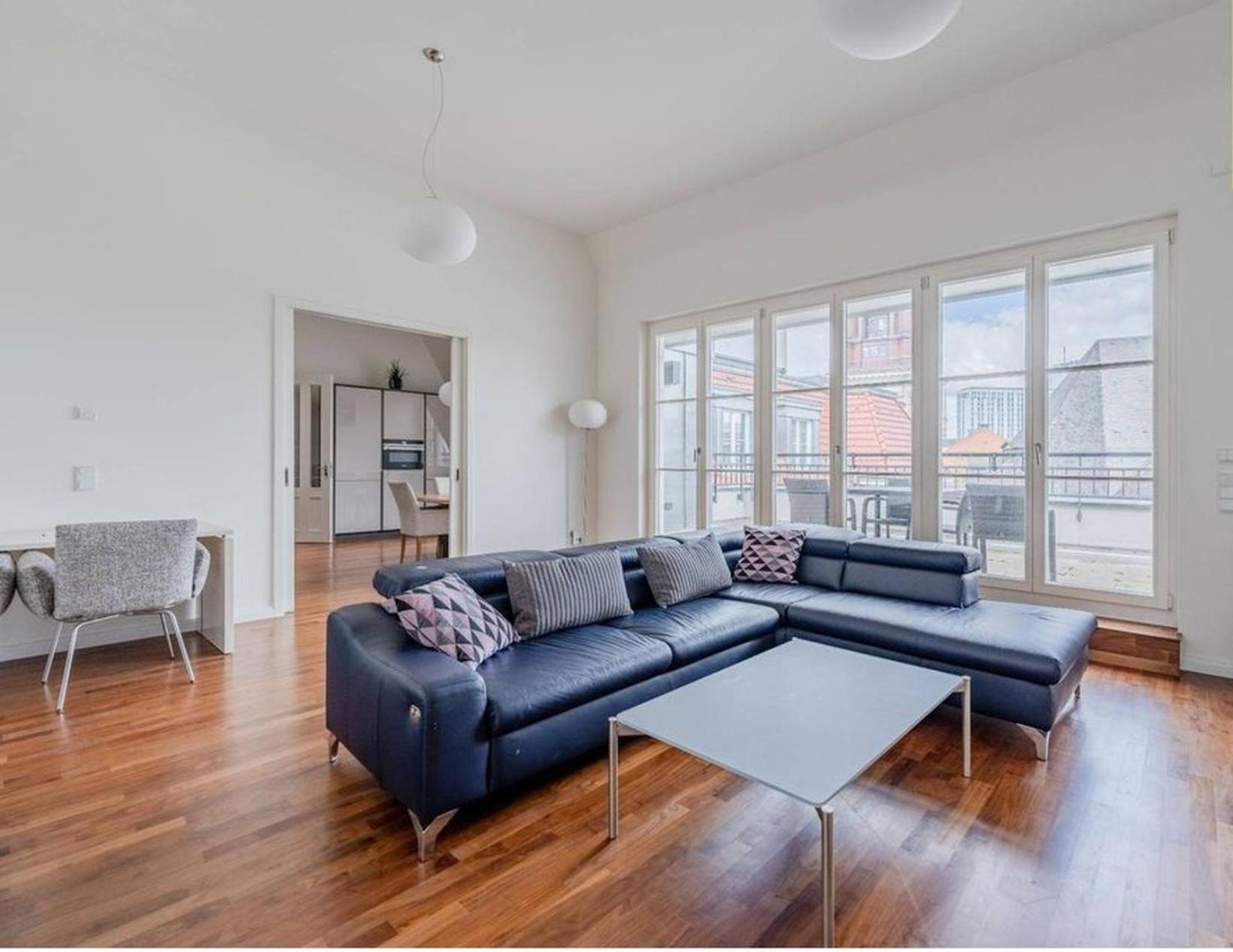 Elegant Penthouse - Alexanderplatz Berlijn
